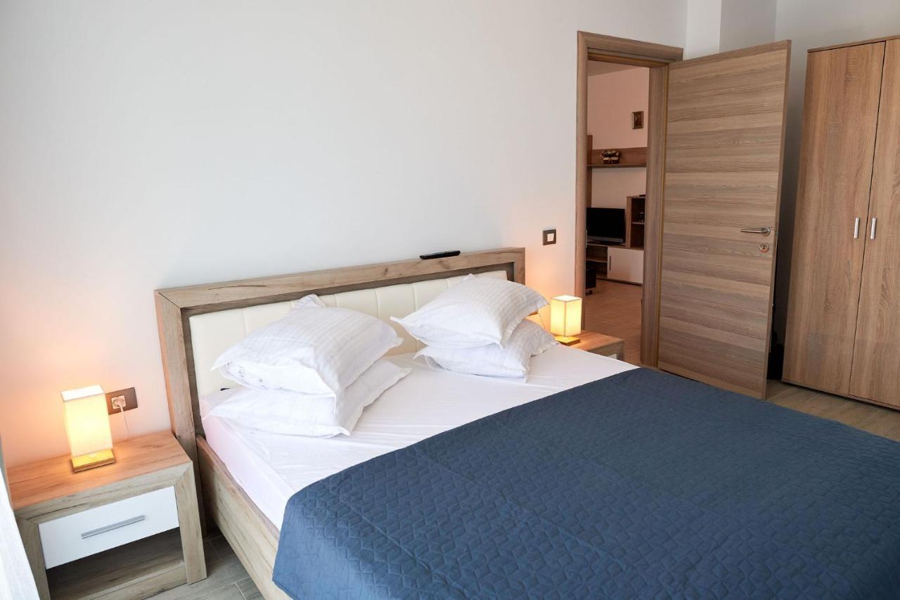 Rubic Apartment Spa N Pool Beach Resort 那沃达利 外观 照片