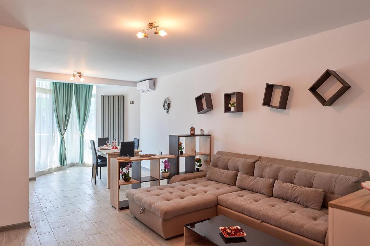 Rubic Apartment Spa N Pool Beach Resort 那沃达利 外观 照片